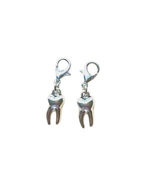 1 Dental Themed Silver Tooth Charm tor Keychains, Backpacks, Bags, & Bracelets